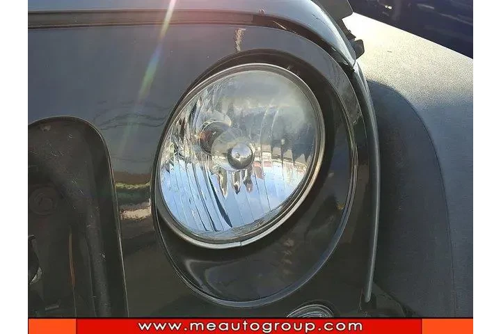 $16908 : Jeep Wrangler Unlimited 2014 image 4