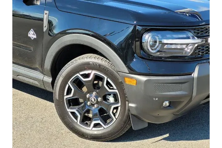$32900 : Ford Bronco Sport 2025 AWD O image 9