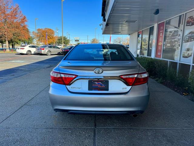 $11900 : 2015 Camry SE image 7