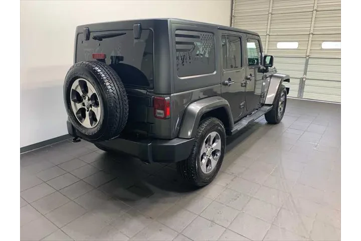 $21975 : Jeep Wrangler Unlimited 2016 image 3