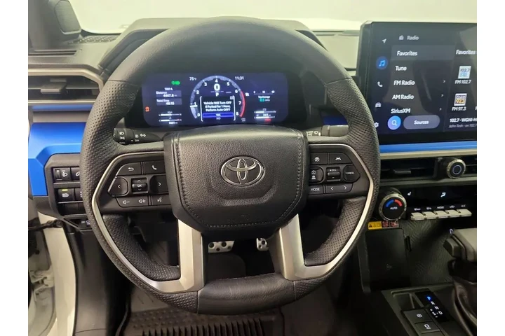 $39998 : Toyota Tacoma 2024 4x2 TRD S image 10