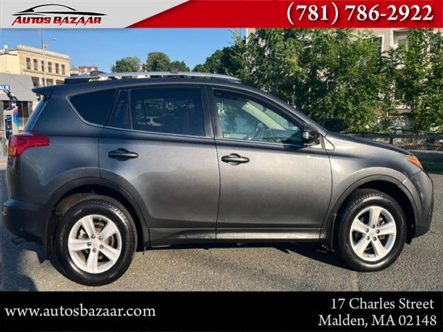 $12500 : Used 2013 RAV4 AWD 4dr XLE (N image 6