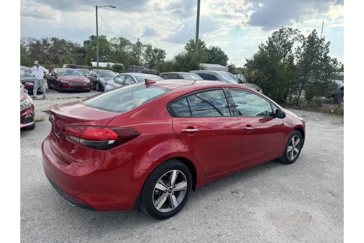 $8797 : 2018 Forte S image 6