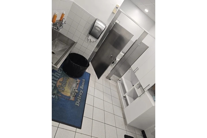 ARNAE cleaning service corp image 7