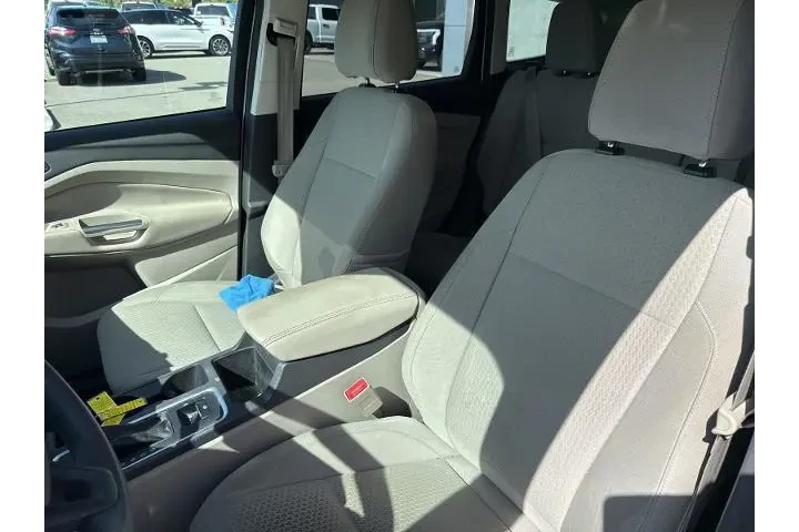 $13900 : Ford Escape 2017 SE 4dr SUV image 10