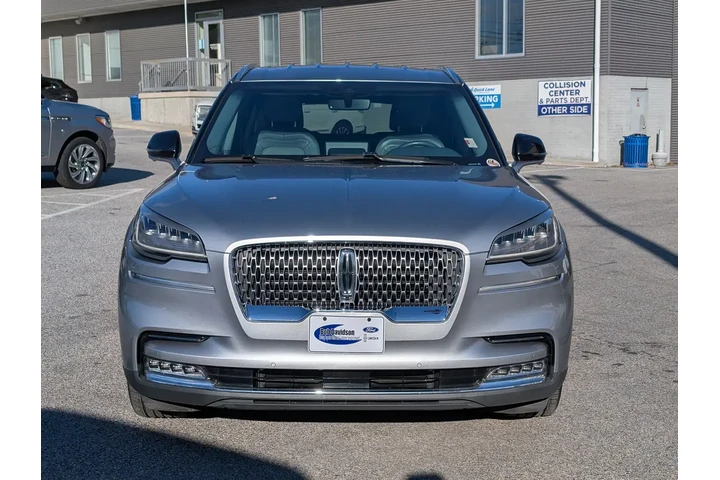 $28000 : Lincoln Aviator 2020 Reserve image 9