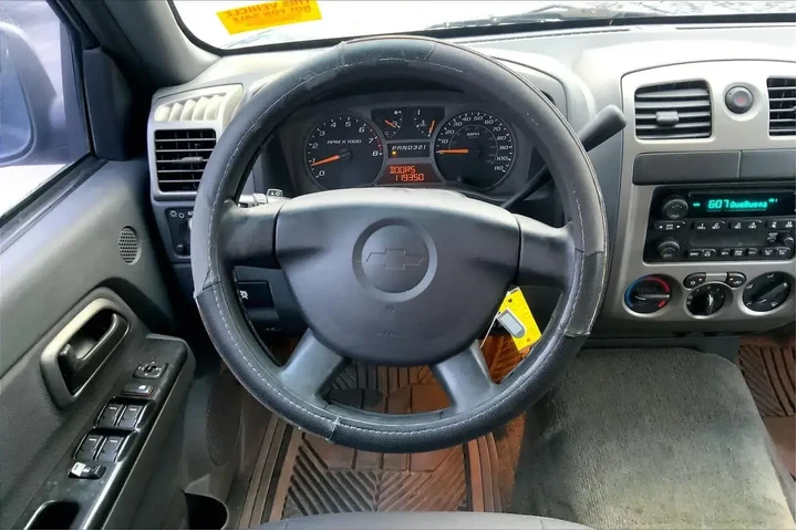 $6925 : Chevrolet Colorado 2004 4dr image 5