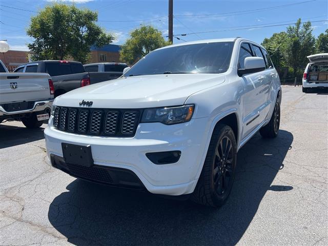 $23988 : 2019 Grand Cherokee Altitude, image 3