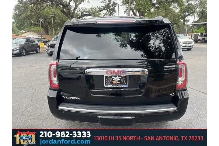 $19792 : GMC Yukon 2015 4x4 Denali 4d image 6