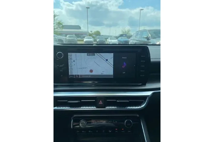 $26151 : Kia K5 2022 GT 4dr Sedan image 8