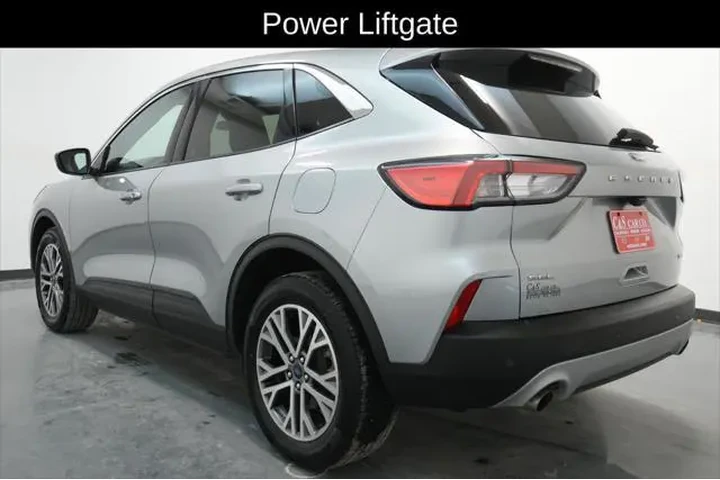 $20904 : Ford Escape 2022 AWD SEL 4dr image 6