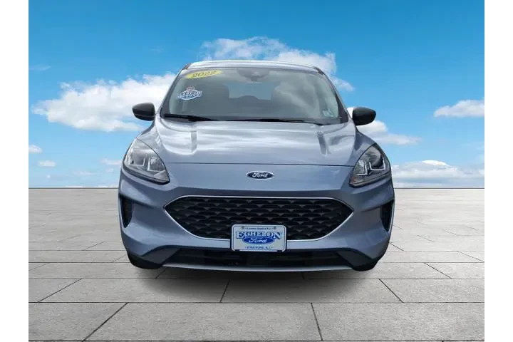 $21997 : Ford Escape 2022 SE 4dr SUV image 2