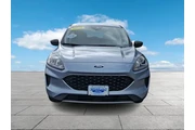 $21997 : Ford Escape 2022 SE 4dr SUV thumbnail