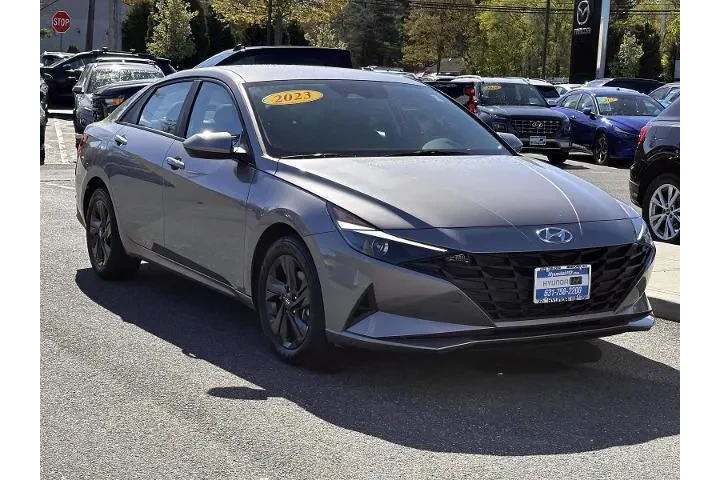 $17999 : Hyundai ELANTRA 2023 SEL 4dr image 5