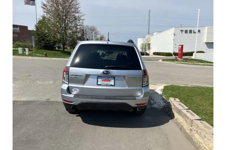 $6990 : 2012 Forester 2.5X Premium image 5