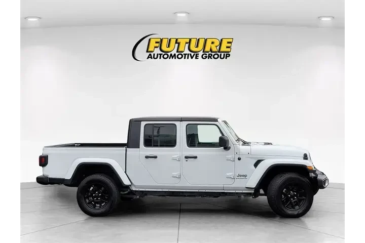 $33488 : Jeep Gladiator 2023 4x4 Over image 9