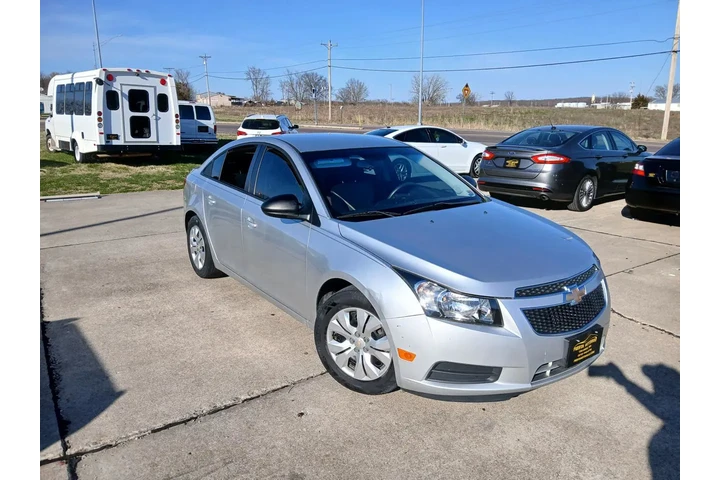 $6999 : 2013 Cruze LS Auto image 7
