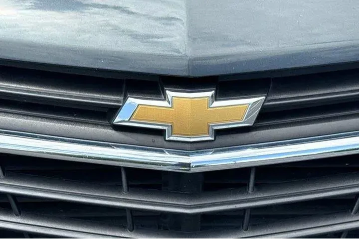 $10183 : Chevrolet Equinox 2019 4x4 L image 8