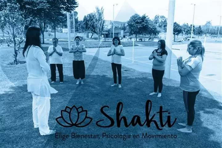 Psicologa Martha Medina yoga image 2