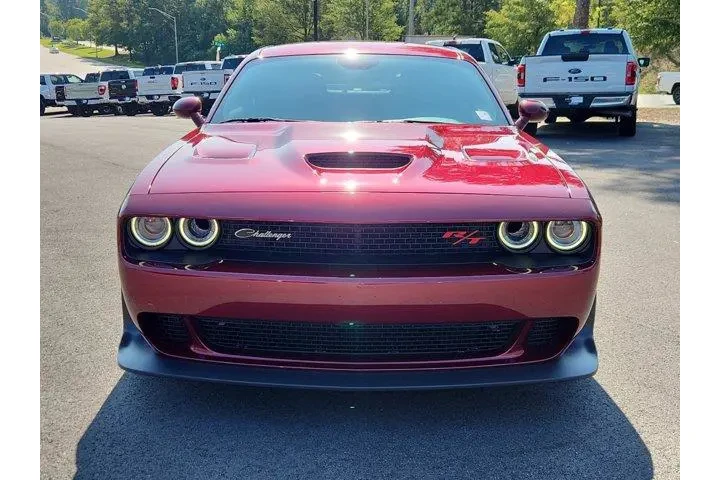 Dodge Challenger 2023 R/T Sc image 2