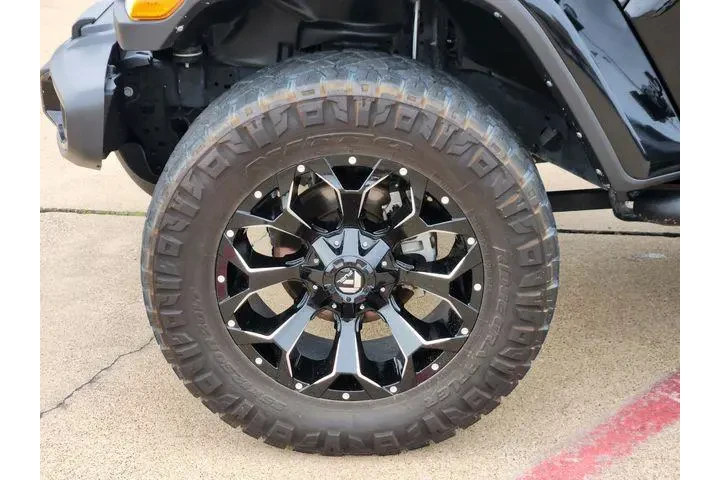 $33995 : Jeep Gladiator 2022 4x4 Spor image 9