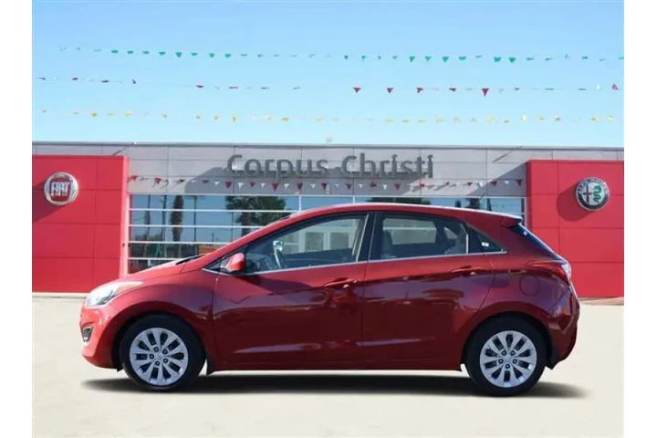 2016 Elantra GT image 5