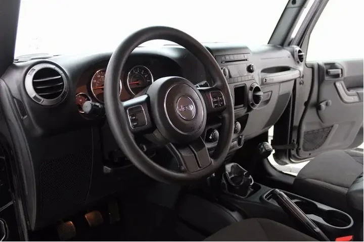$137000 : WRANGLER ESTANDAR 2014 image 2