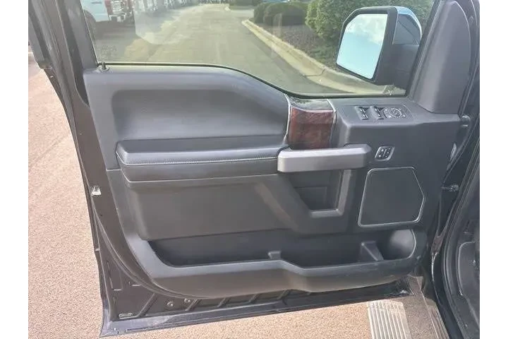 $28500 : Ford F-150 2016 4x4 King Ran image 7