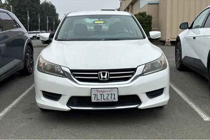 $14990 : Honda Accord 2015 LX 4dr Sed image 3
