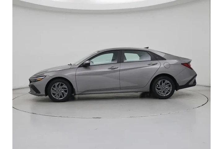 $20998 : Hyundai ELANTRA 2024 SEL 4dr image 3