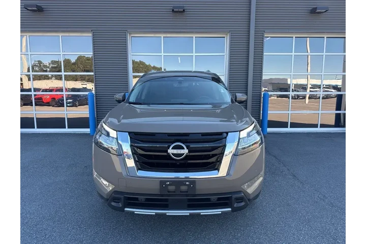 $36999 : Nissan Pathfinder 2024 Plati image 5