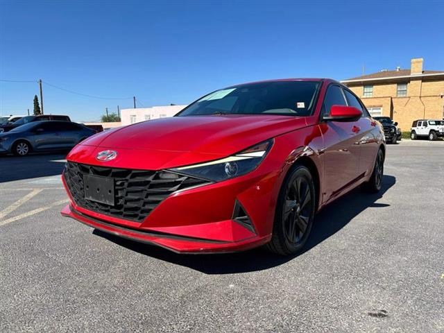 $16995 : Pre-Owned 2021 Elantra SEL Se image 2