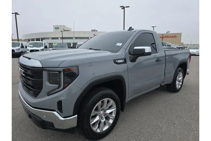 $36500 : GMC Sierra 1500 2024 4x4 Pro image 1