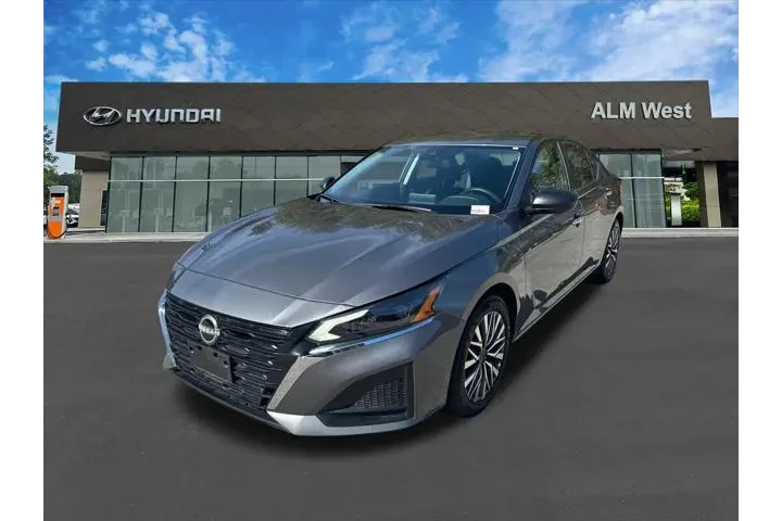 $17920 : Nissan Altima 2025 2.5 SV 4d image 1
