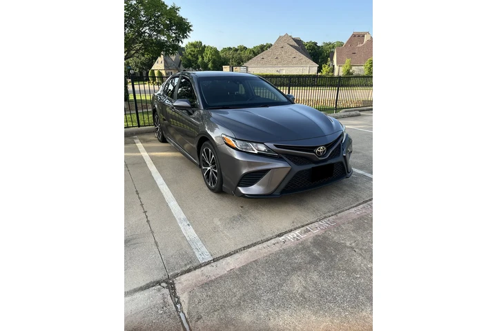 $12500 : 2020 Camry SE NightShade editi image 1