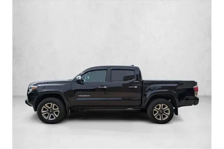 $29522 : Toyota Tacoma 2017 4x4 Limit image 8