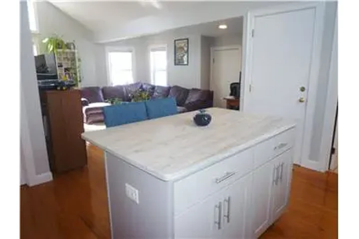 $3500 : Rental property with 2 bedro image 9