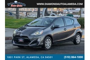$11988 : 2015 Prius c Two thumbnail