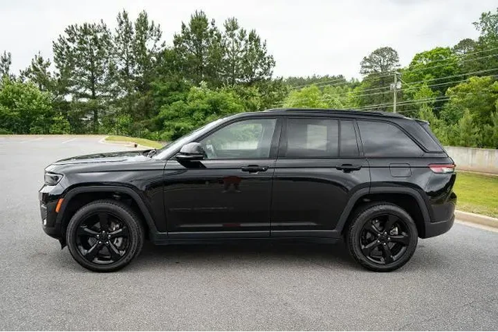 $30877 : Jeep Grand Cherokee 2022 4x4 image 5