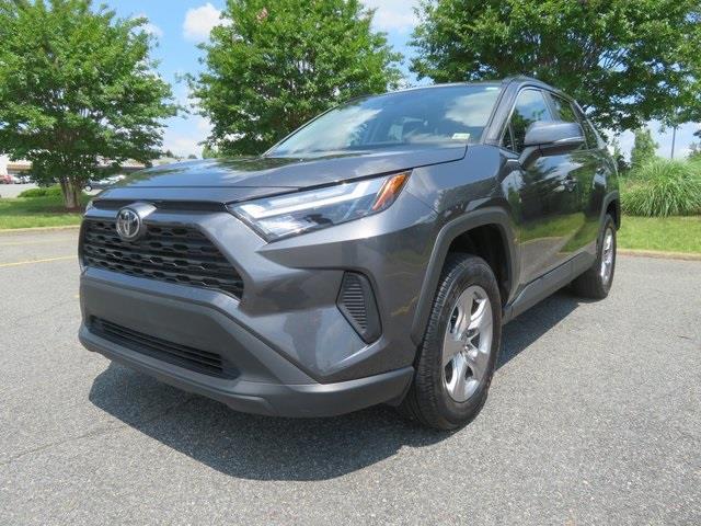 $29999 : PRE-OWNED 2023 TOYOTA RAV4 XLE image 1