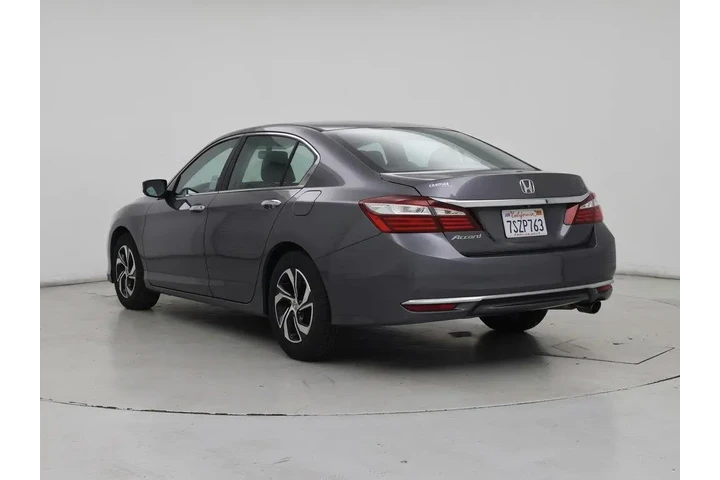 $17998 : Honda Accord 2016 LX 4dr Sed image 2