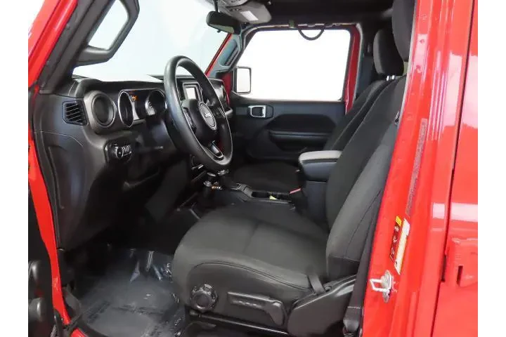 $28004 : Jeep Wrangler Unlimited 2021 image 9