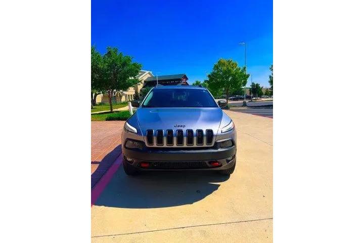 $9000 : 2014 Cherokee Trailhawk image 1