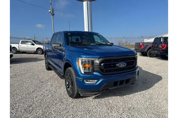 $38995 : Ford F-150 2023 4x4 XLT 4dr image 4