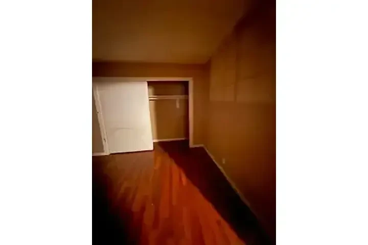 2 RECÁMARAS, 1 BAÑO image 1