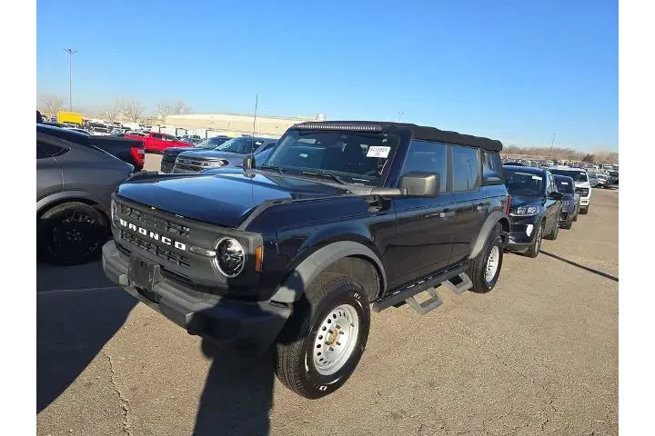 $28999 : Ford Bronco 2021 4x4 Base 4d image 1