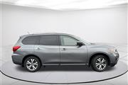 $18000 : Pre-Owned 2018 Pathfinder SL thumbnail