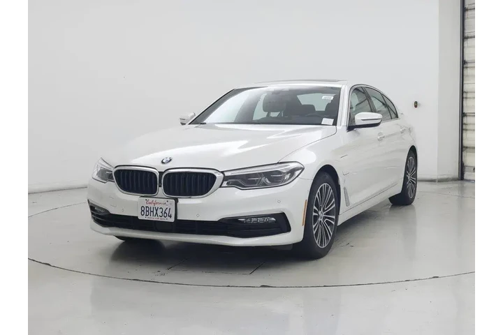 $21998 : BMW 5 Series 2018 530e iPerf image 4
