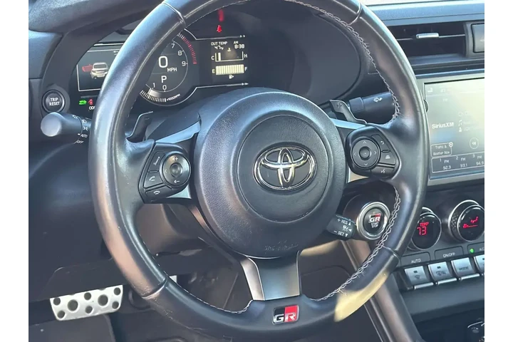 $27446 : Toyota GR86 2023 Premium 2dr image 9