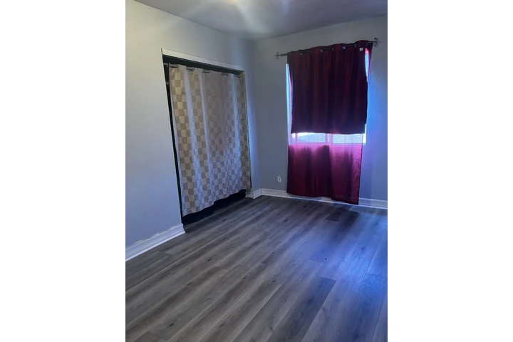 $750 : Recámara hombre image 3